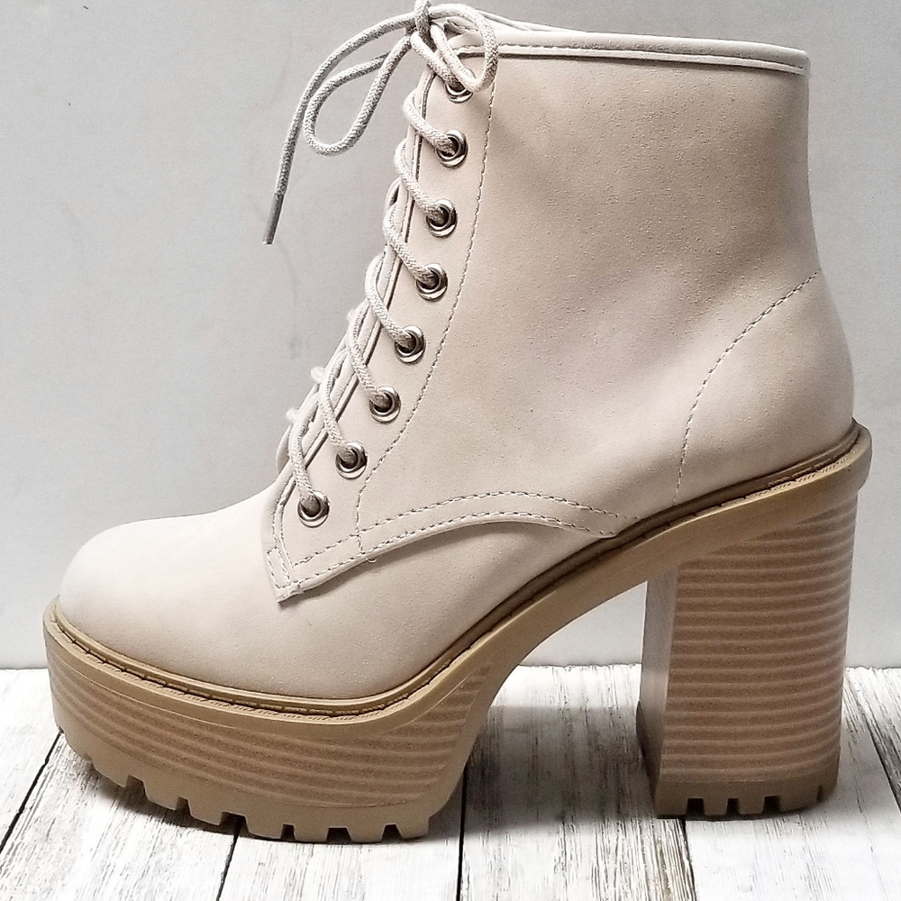 New Beige Sand Platform Lace Up Lug Combat Boots Block Heel Ankle Booties - Picture 2 of 3